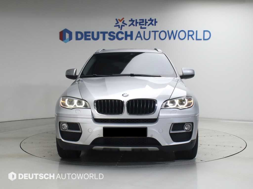 BMW X6 — photo 03