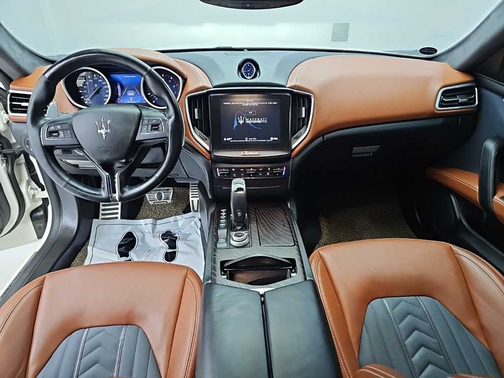 Maserati Ghibli — photo 07