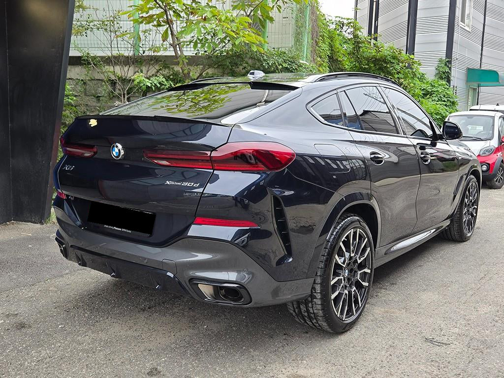 BMW X6 — photo 03