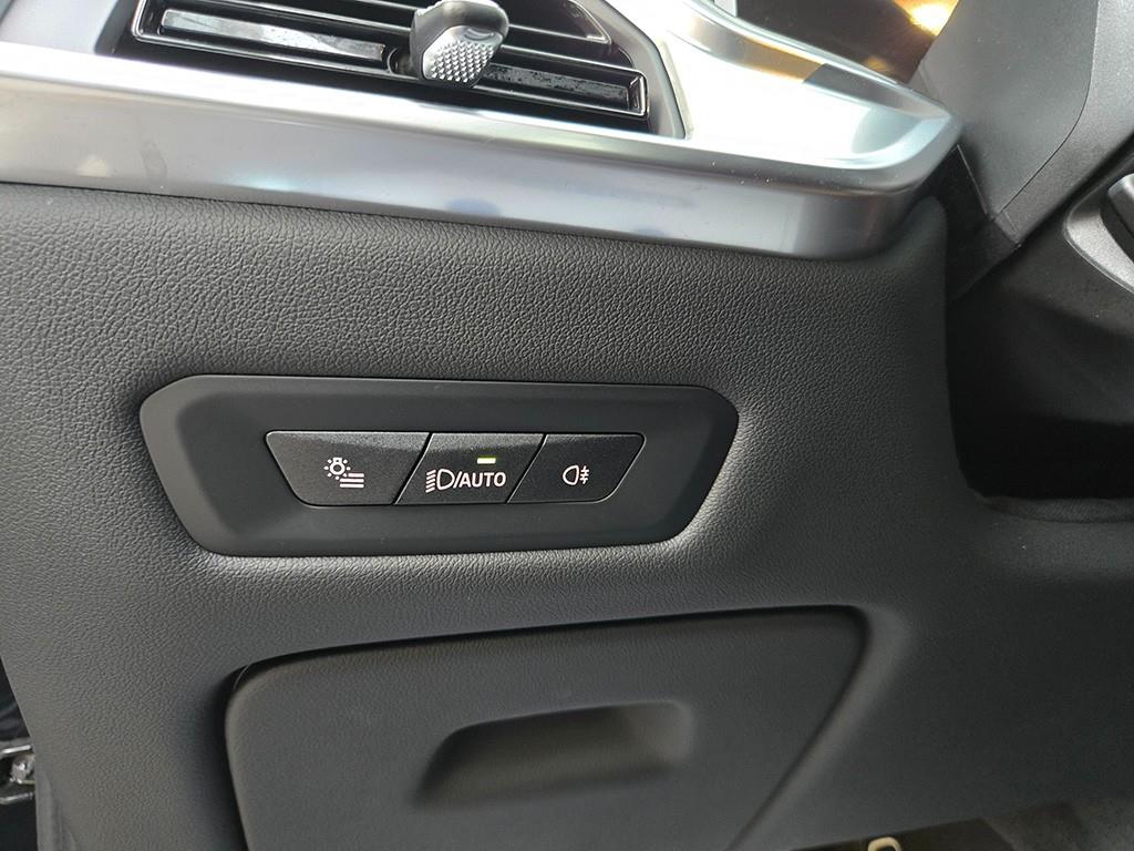 BMW X6 — photo 13