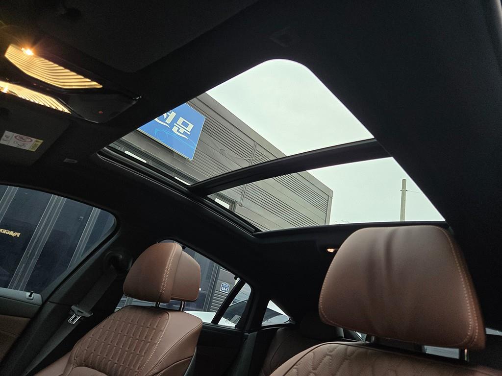 BMW X6 — photo 16