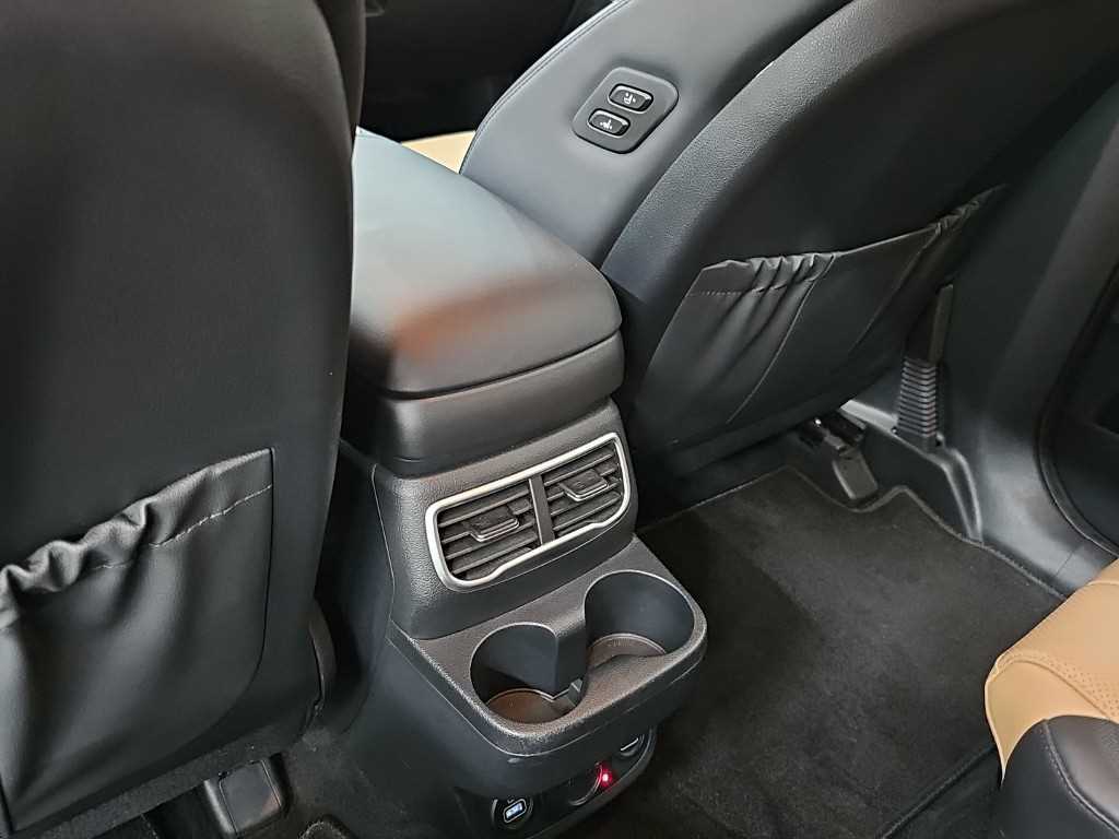 Hyundai Santafe — photo 13