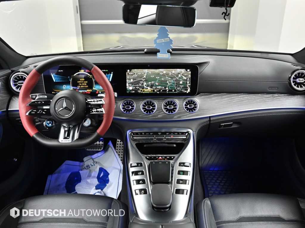 Mercedes-Benz AMG GT — photo 07