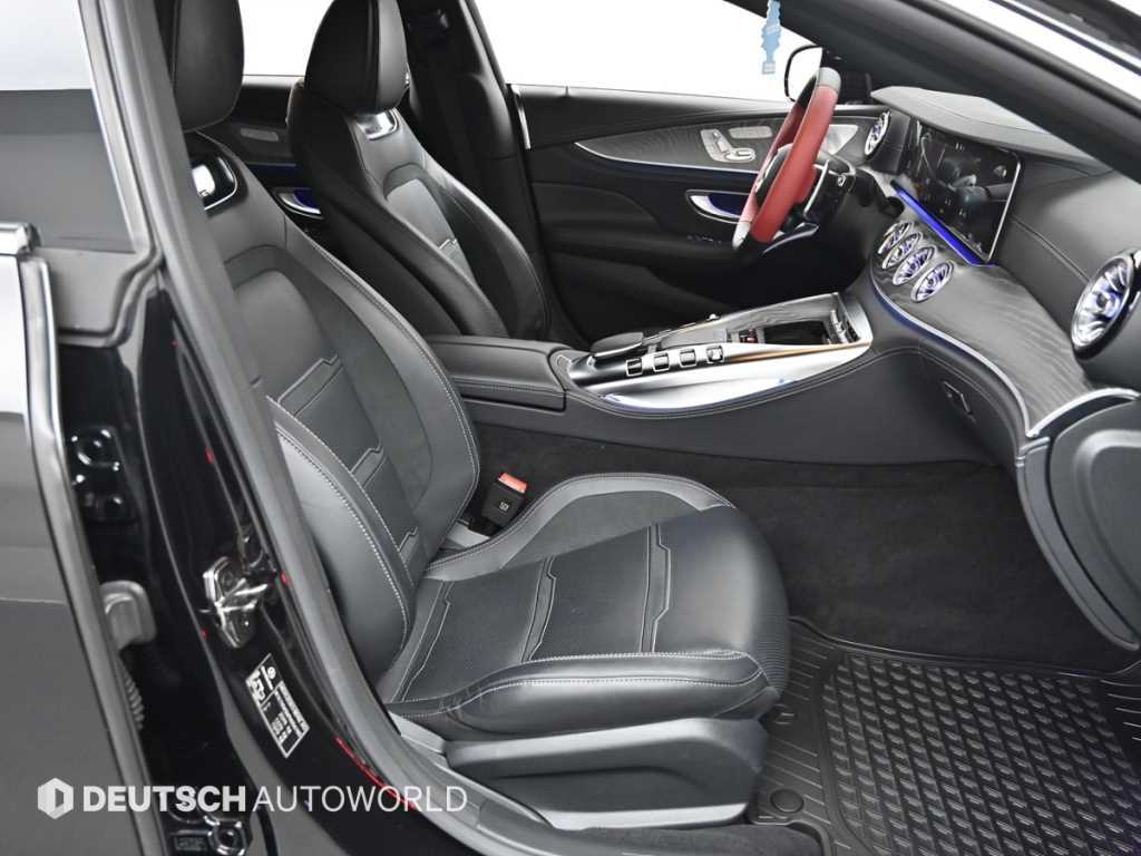 Mercedes-Benz AMG GT — photo 10
