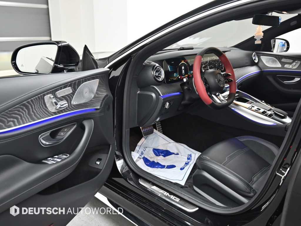 Mercedes-Benz AMG GT — photo 11