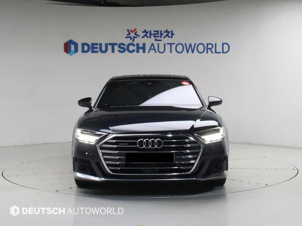 Audi A8 — photo 03