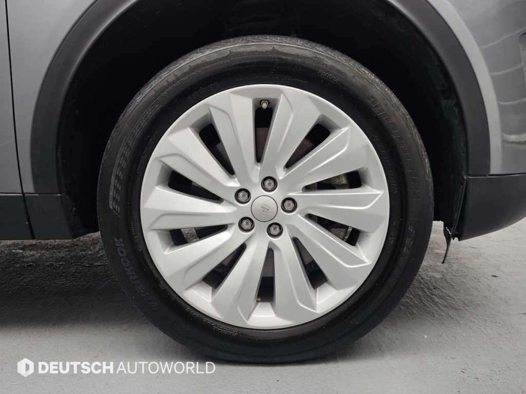 Land Rover Discovery Sport — photo 05