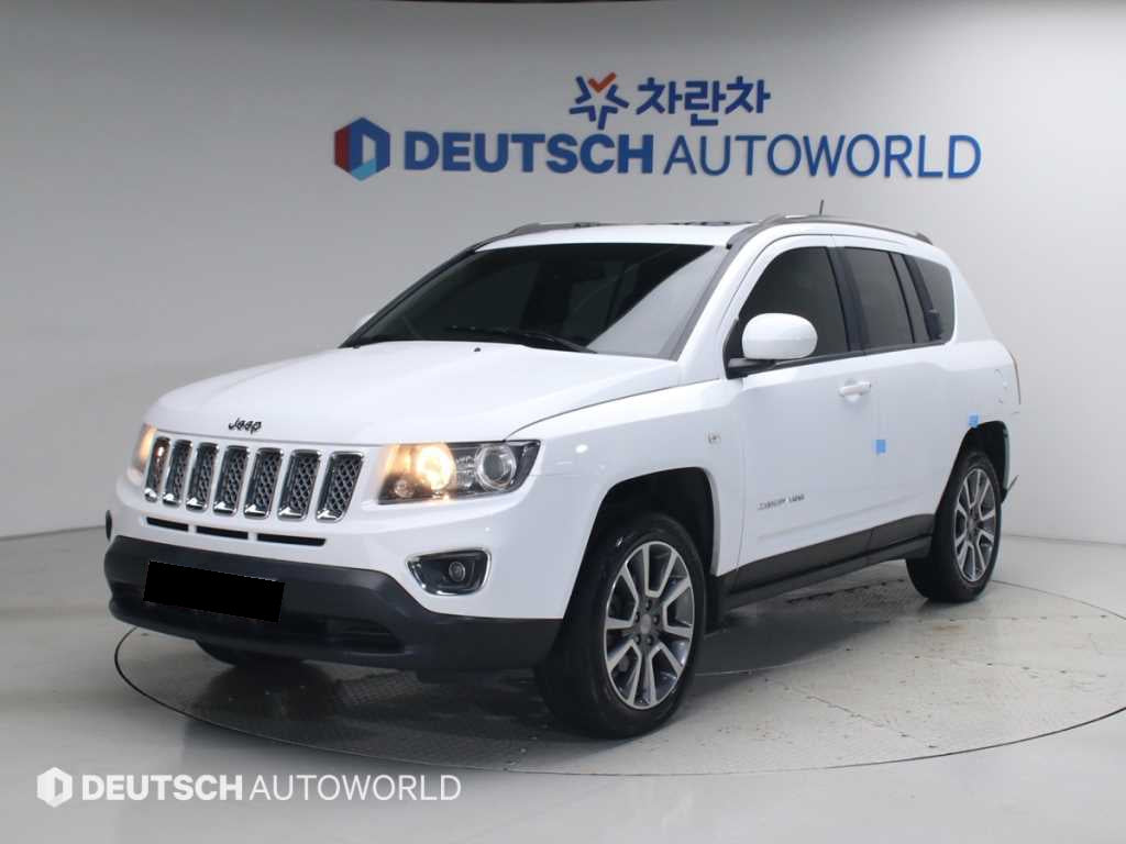 Jeep Compass — photo 01