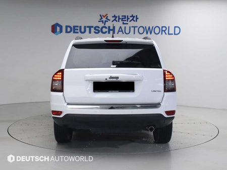 Jeep Compass — photo 04