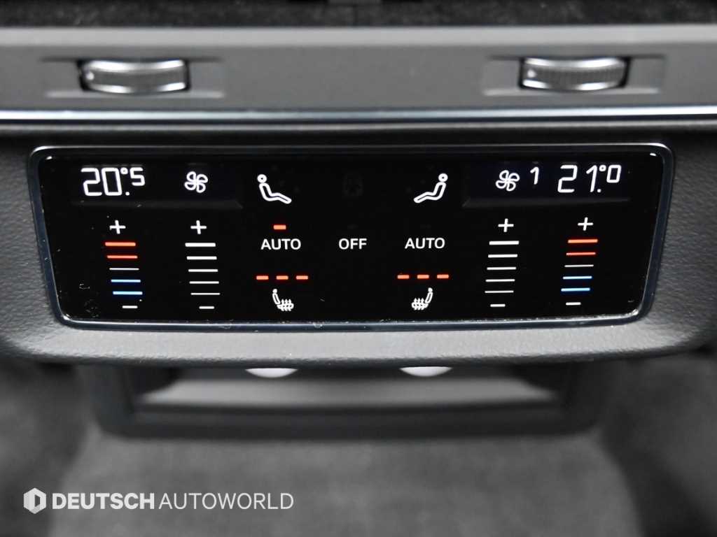 Audi Q7 — photo 19