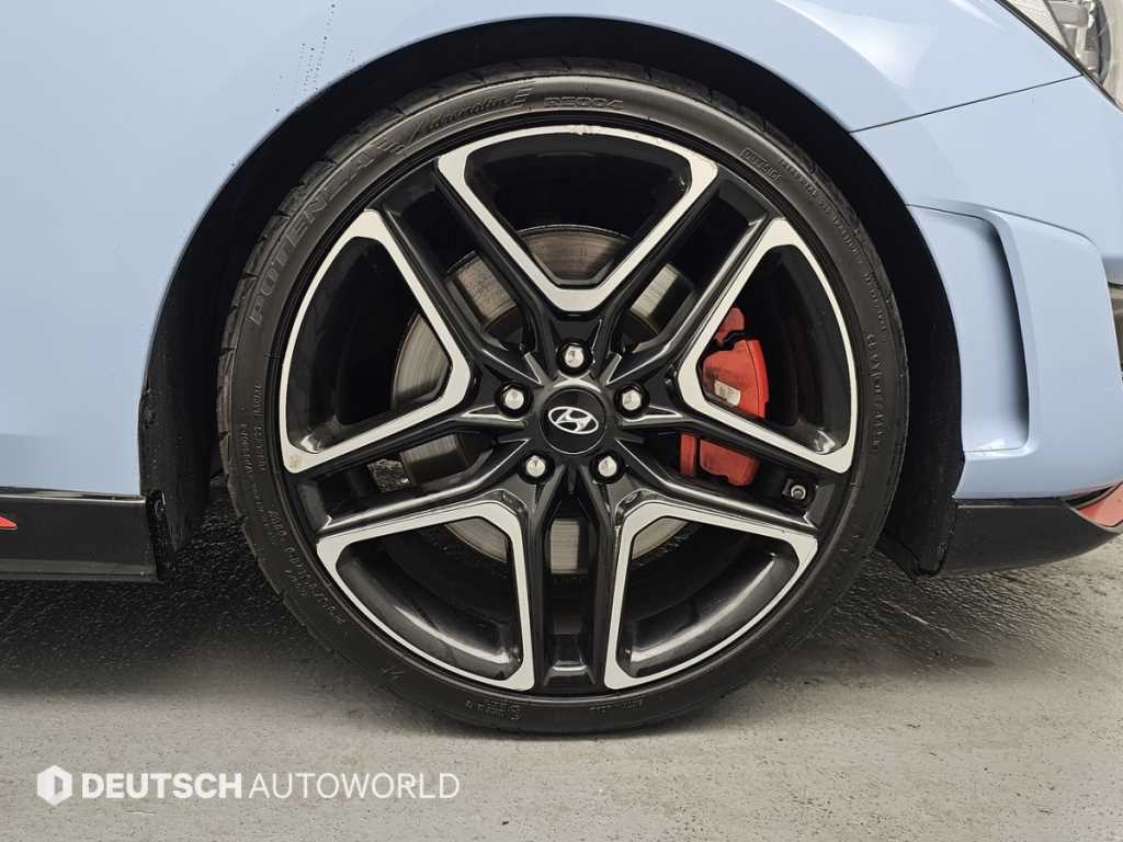 Hyundai Veloster — photo 05