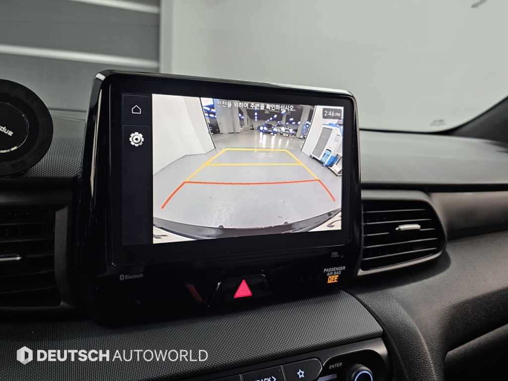 Hyundai Veloster — photo 15
