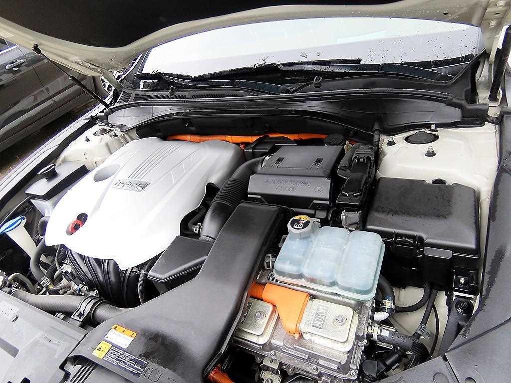 Hyundai Grandeur — photo 19