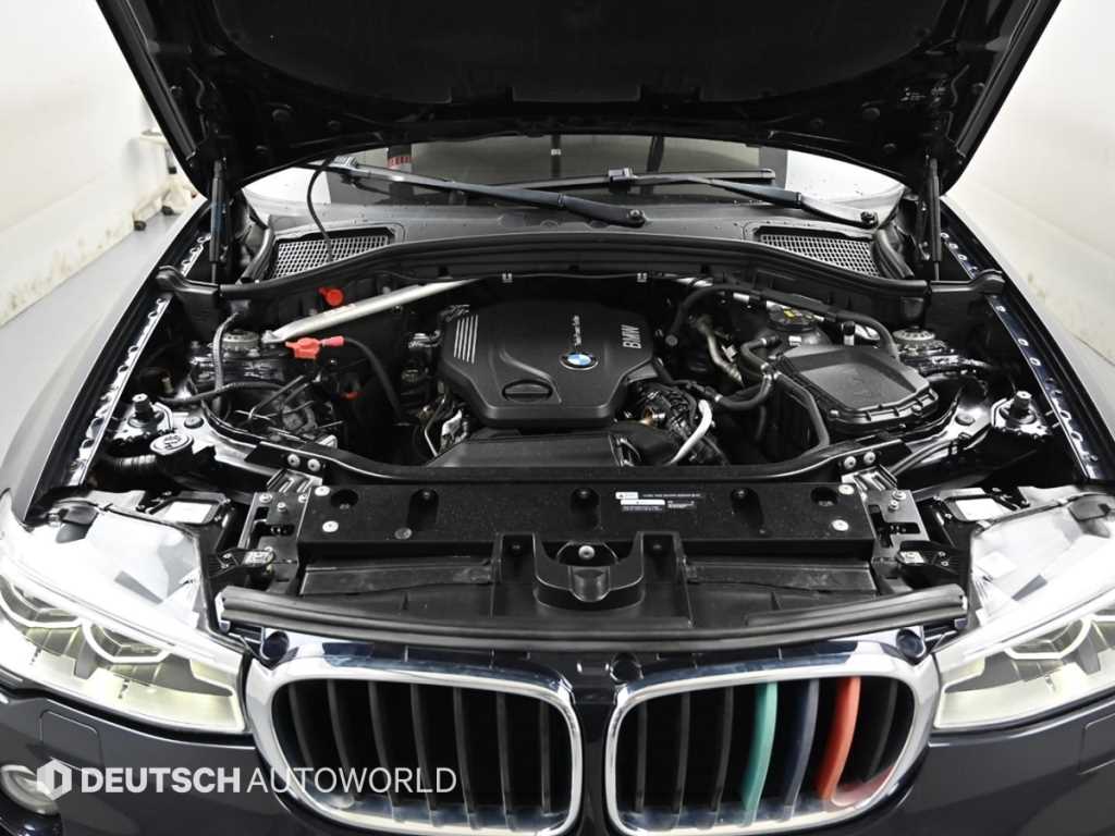 BMW X4 — photo 07