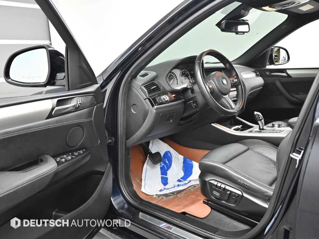 BMW X4 — photo 10