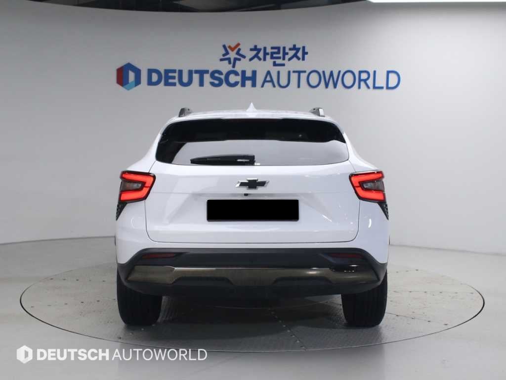 CHEVROLET Trax — photo 04