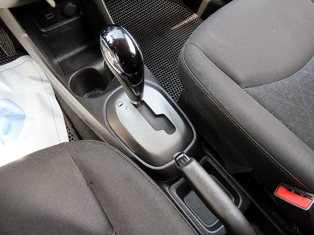 CHEVROLET Spark — photo 10