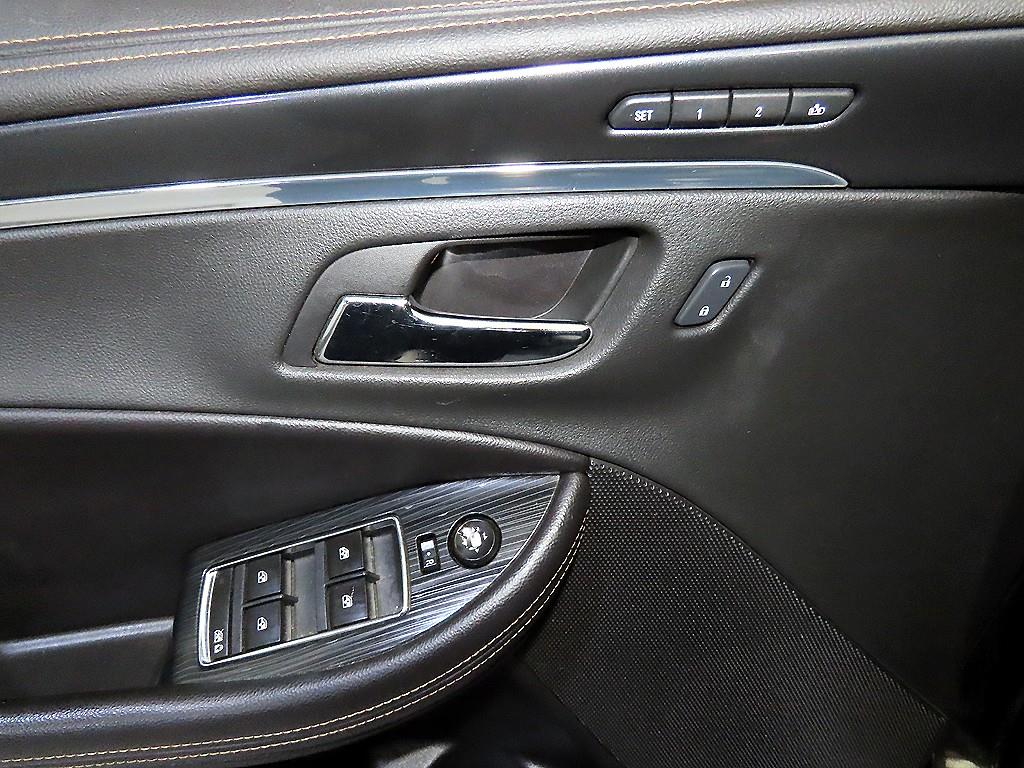 CHEVROLET Impala — photo 13