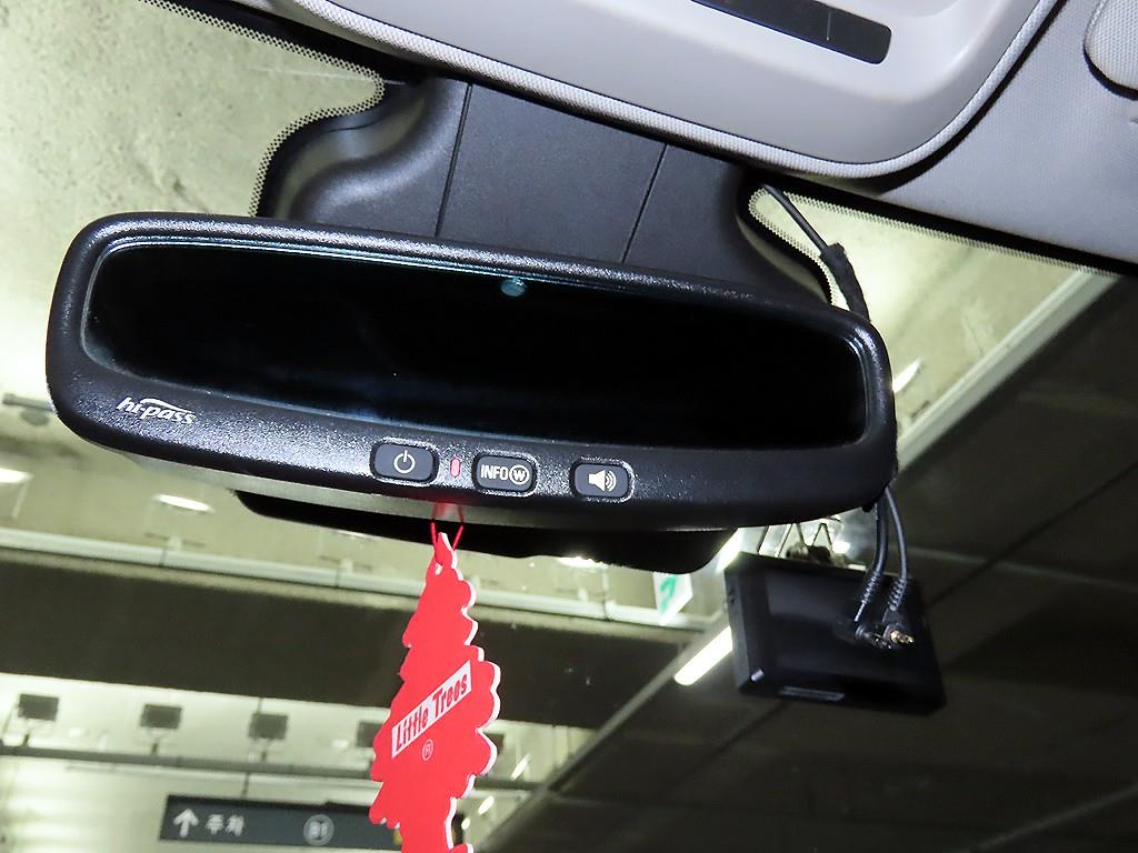 CHEVROLET Impala — photo 16