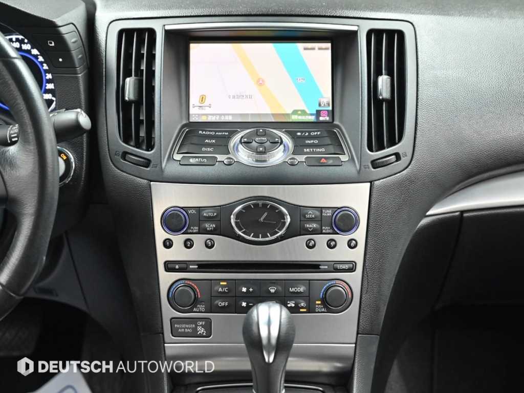 Infiniti G — photo 14