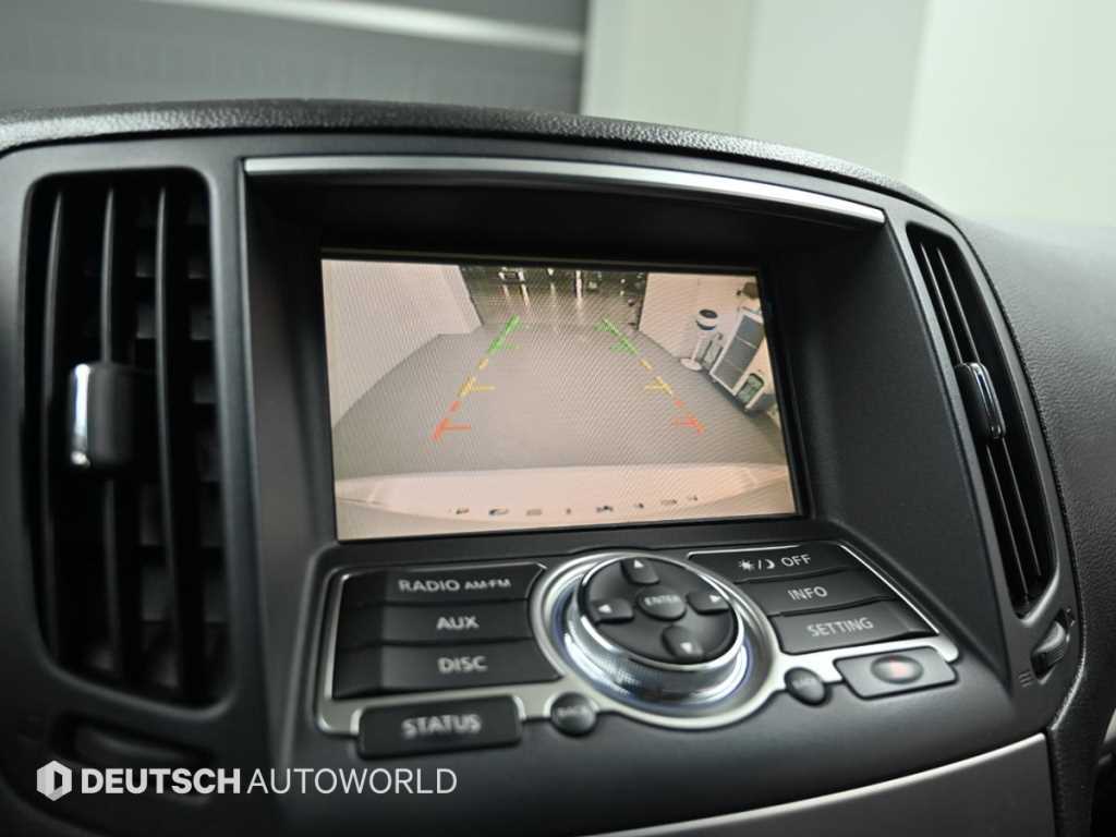 Infiniti G — photo 15