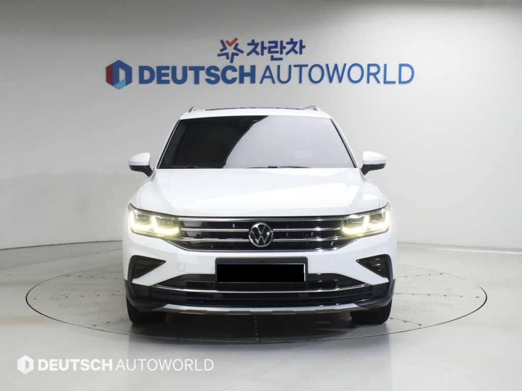 Volkswagen Tiguan — photo 03