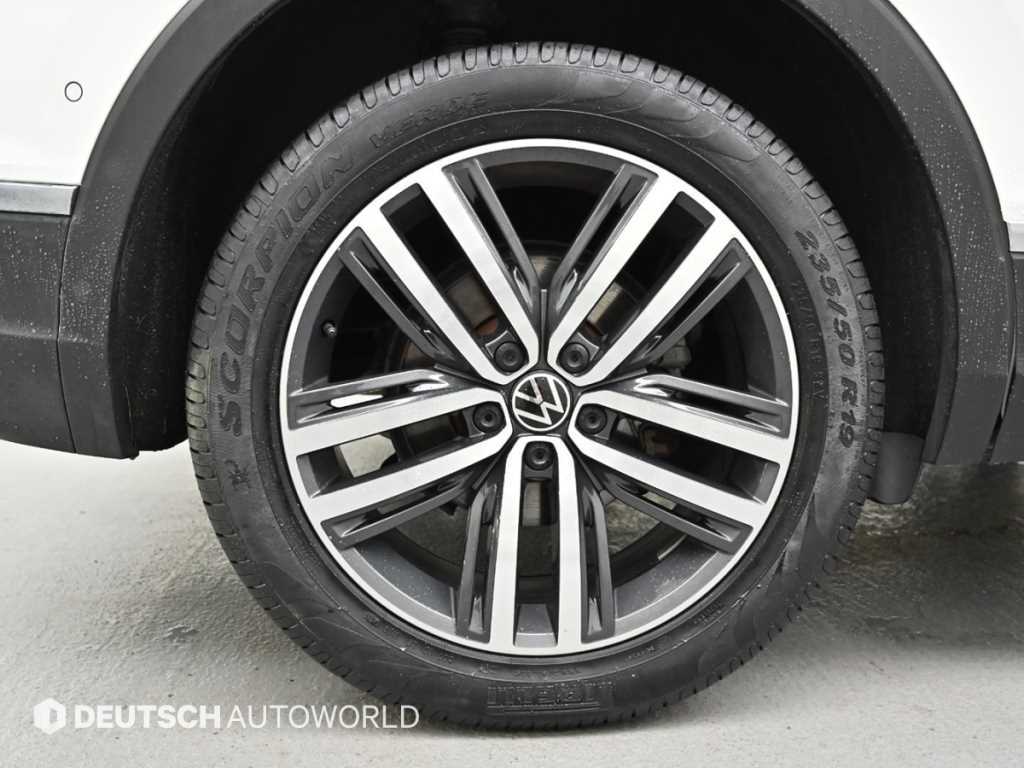 Volkswagen Tiguan — photo 05