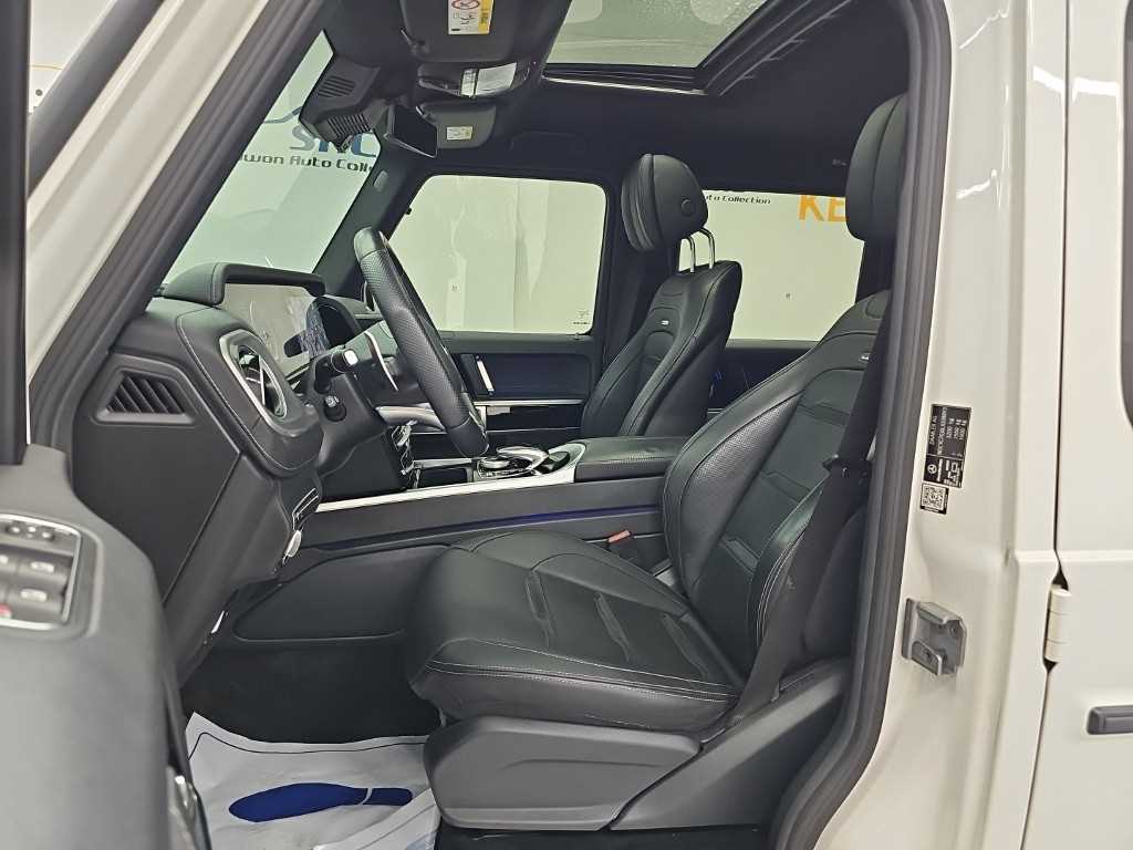 Mercedes-Benz G-Class — photo 11