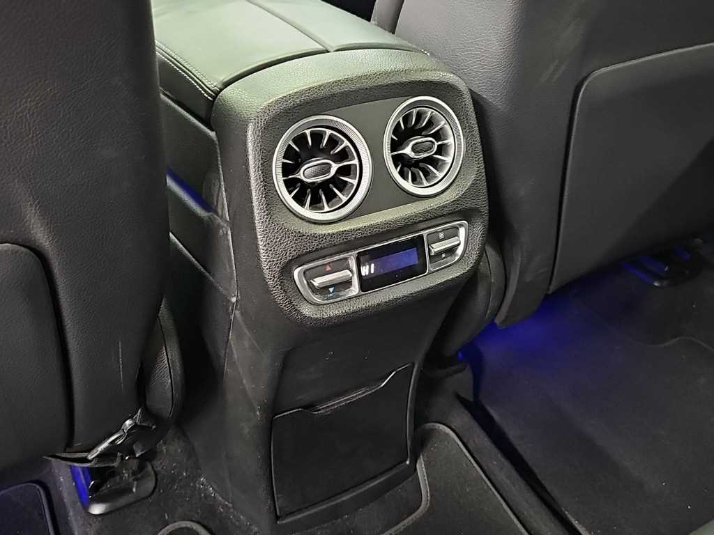 Mercedes-Benz G-Class — photo 13