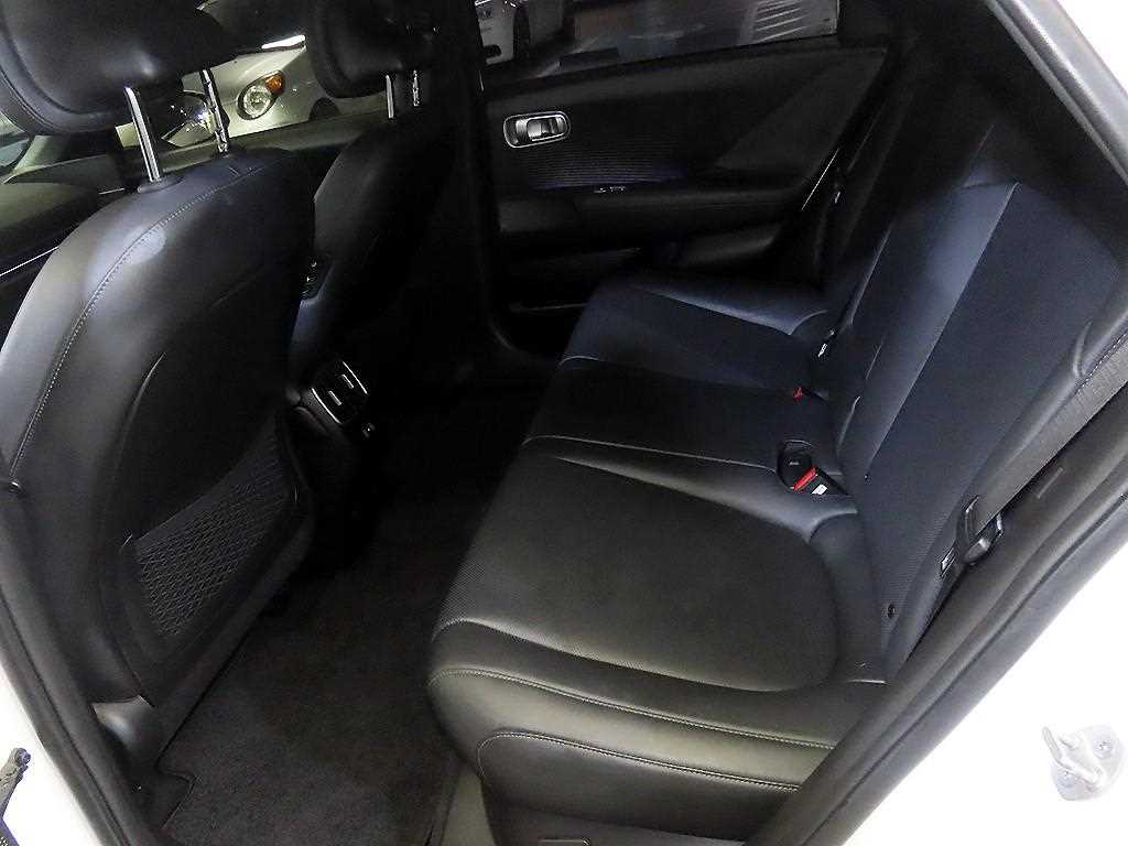 Hyundai Ioniq6 — photo 06