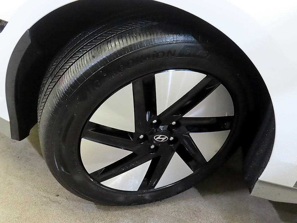 Hyundai Ioniq6 — photo 20
