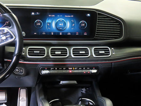 Mercedes-Benz GLS-Class — photo 11