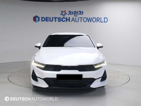 Kia K5 — photo 02