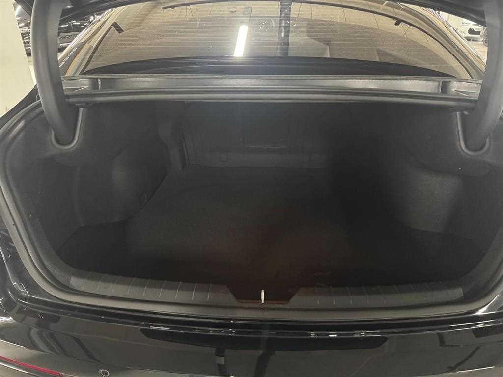 Kia K5 — photo 12