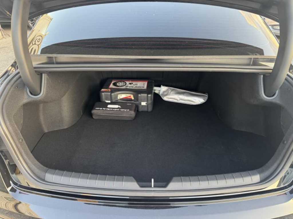 Kia K5 — photo 11