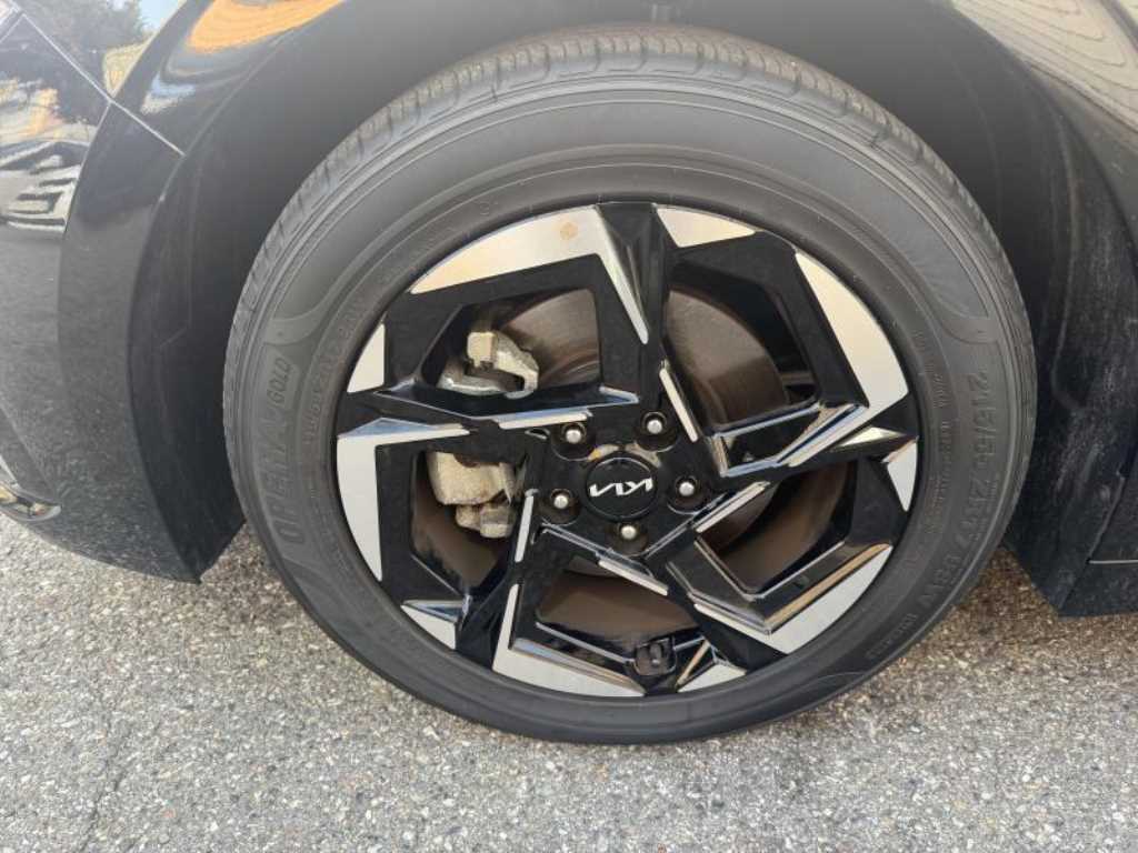 Kia K5 — photo 12