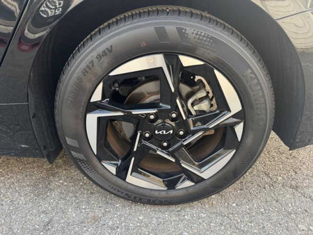 Kia K5 — photo 13