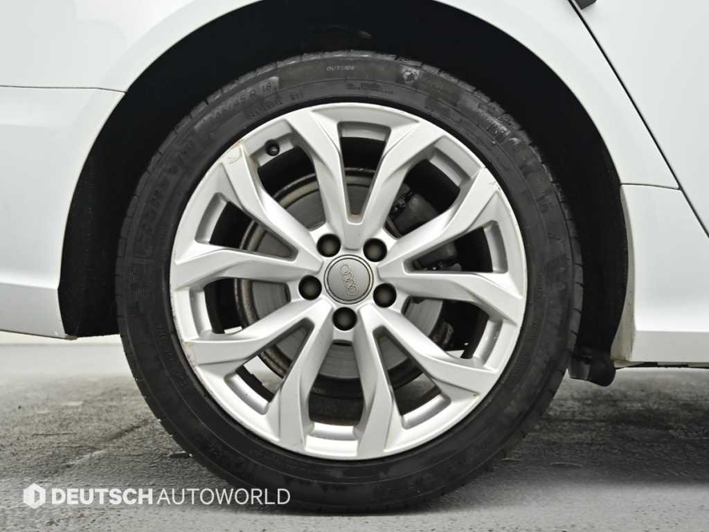 Audi A6 — photo 05