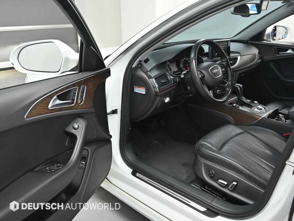 Audi A6 — photo 11
