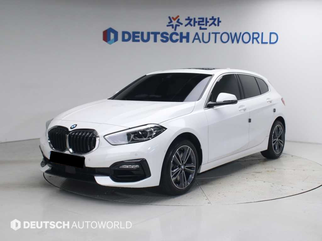 BMW 1-Series — photo 01