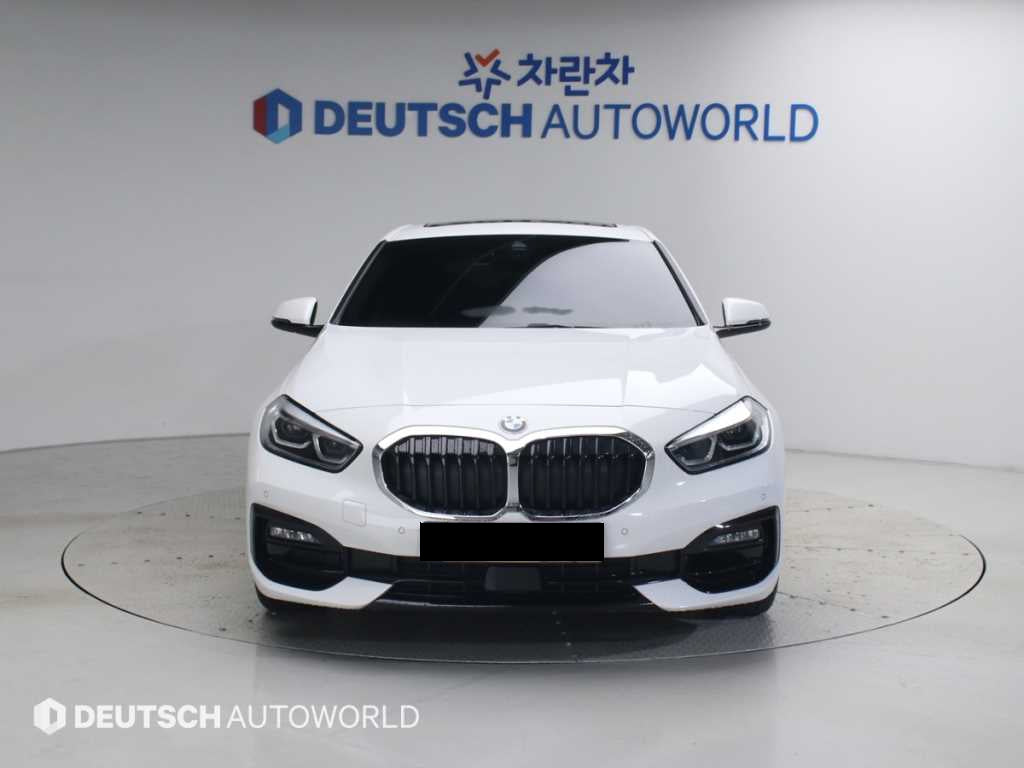 BMW 1-Series — photo 03