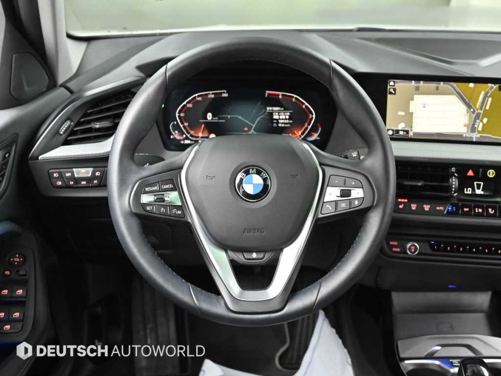 BMW 1-Series — photo 13