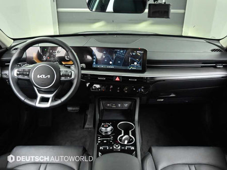 Kia K5 — photo 07