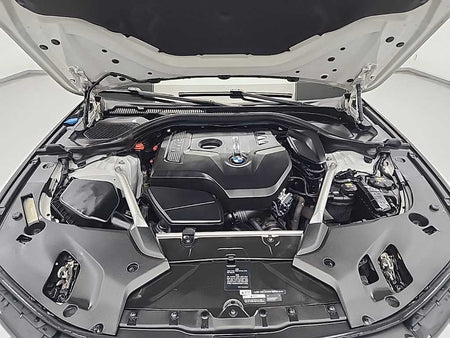 BMW 5-Series — photo 05