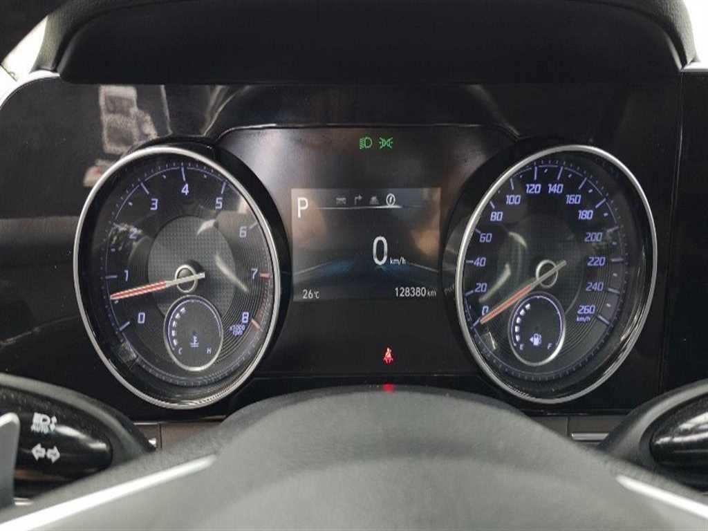 Hyundai Grandeur — photo 08