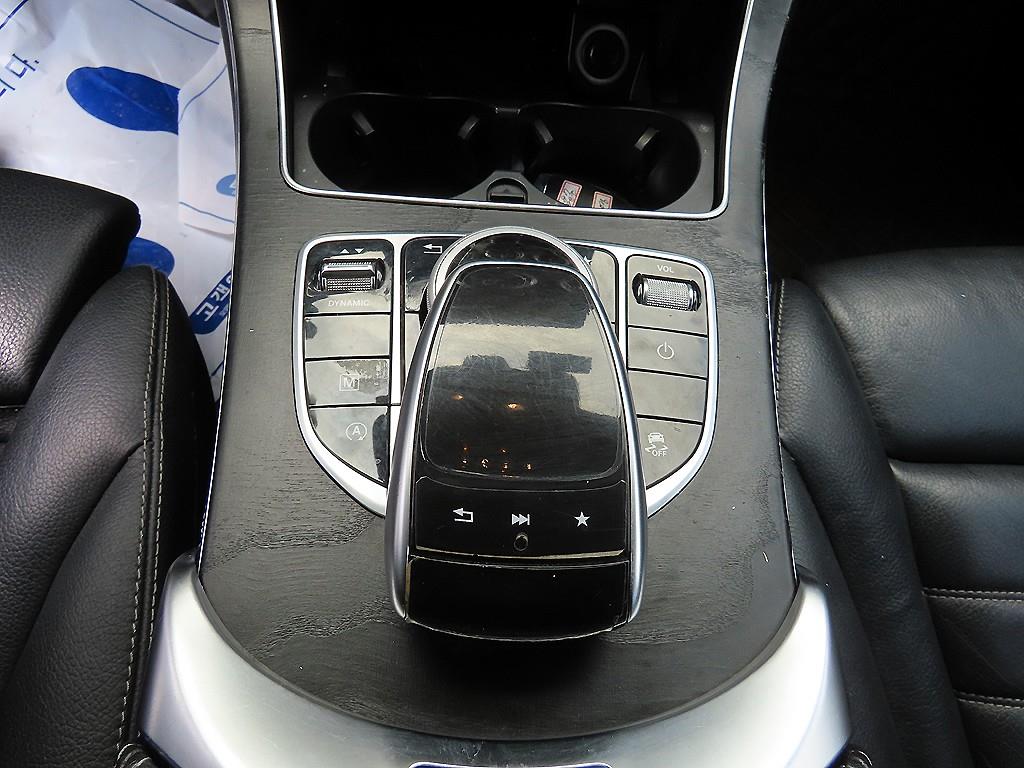 Mercedes-Benz GLC-Class — photo 13