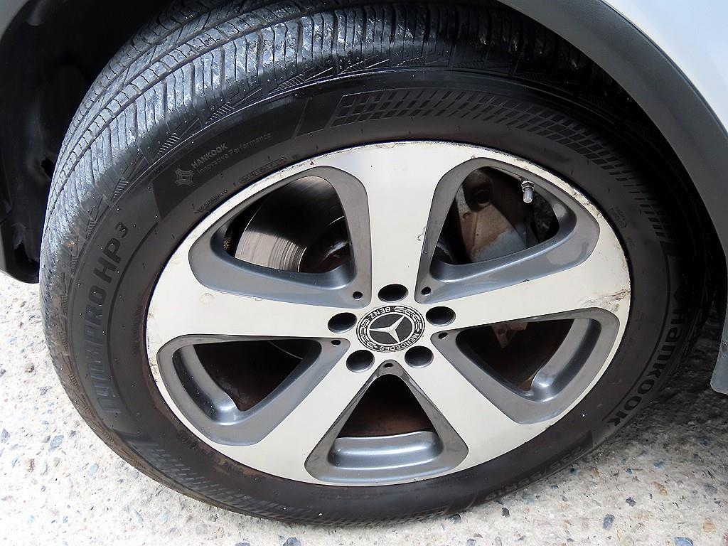 Mercedes-Benz GLC-Class — photo 20