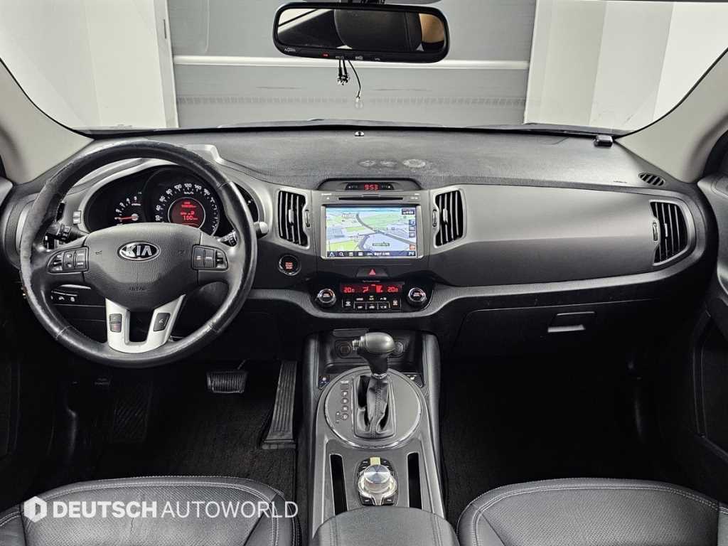 Kia Sportage — photo 07