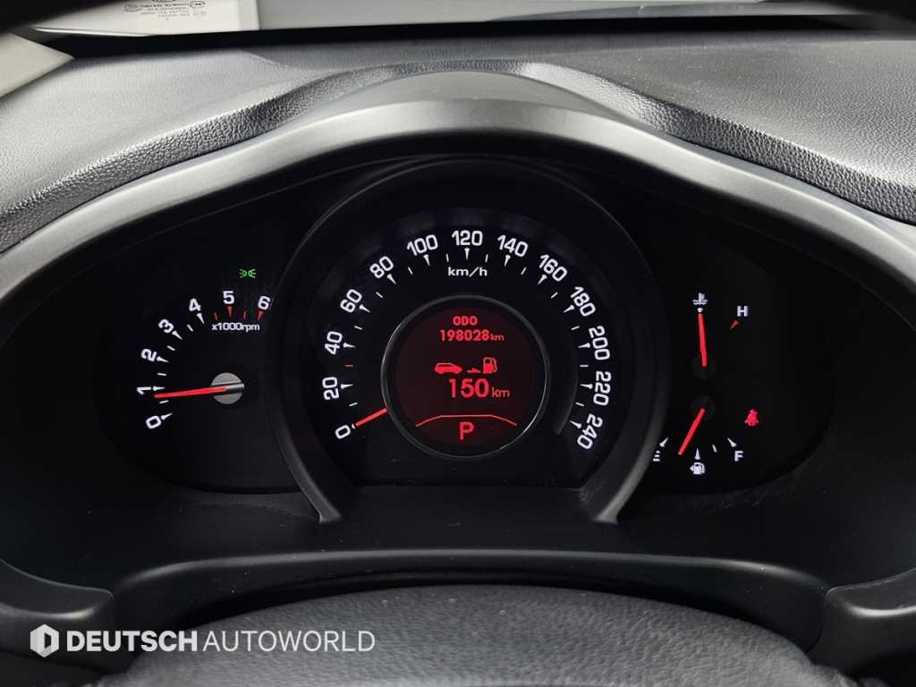 Kia Sportage — photo 08