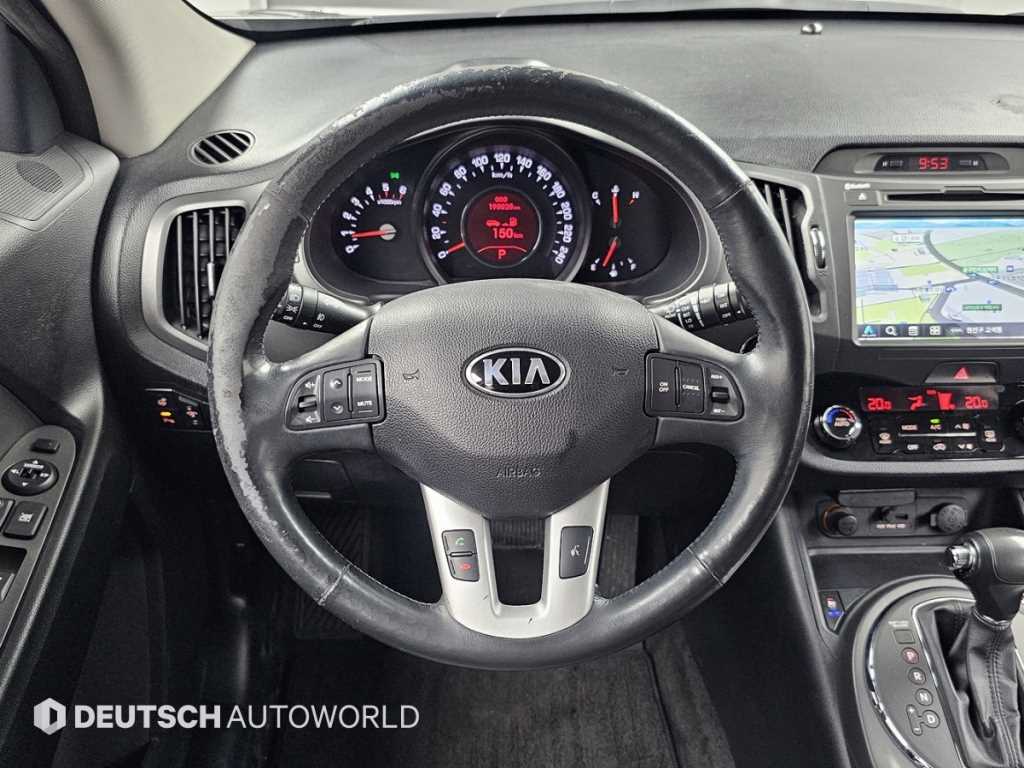 Kia Sportage — photo 13